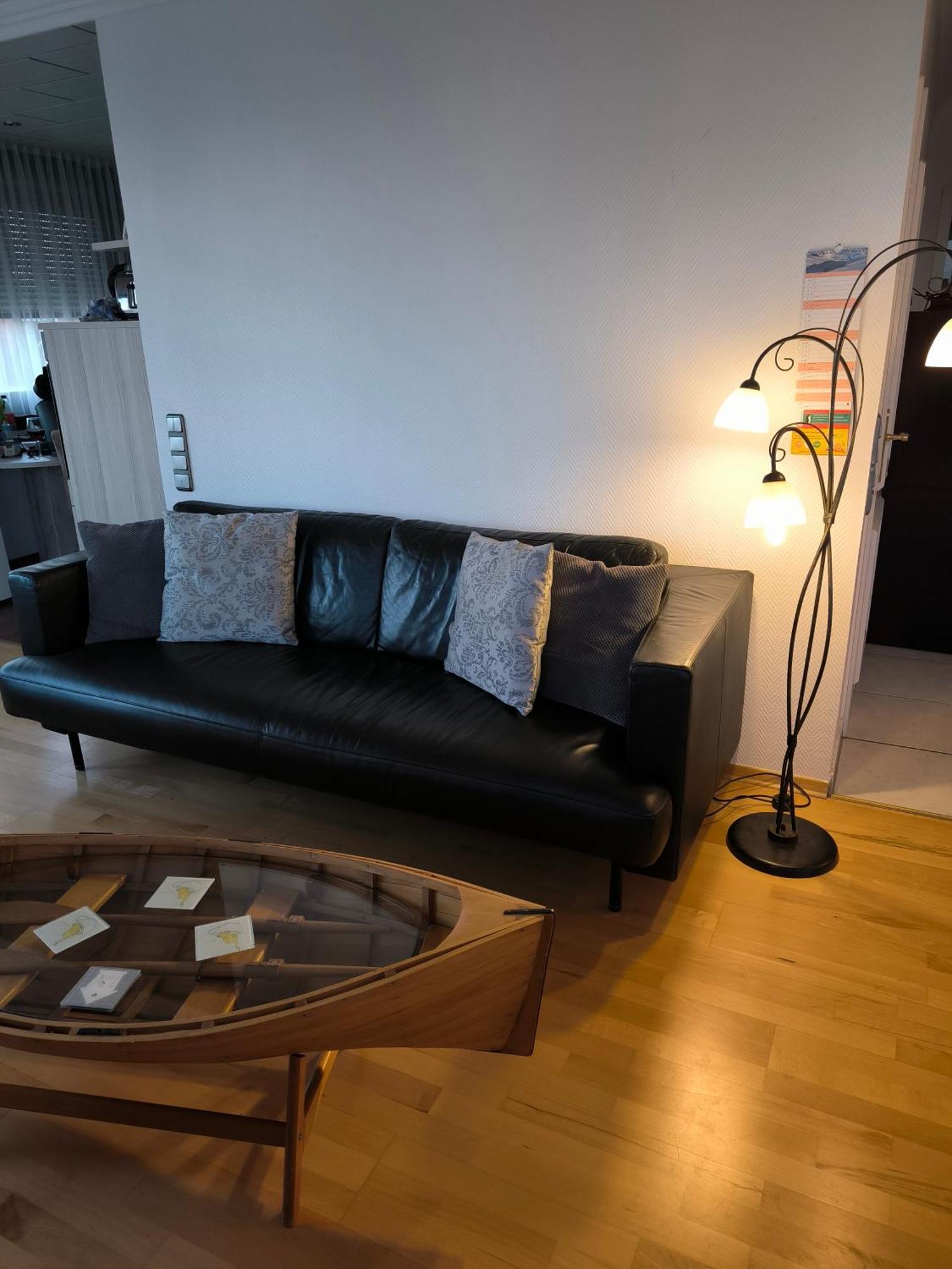 Im Herzen Von Wiesdorf- Blick Auf Das Bayer-Kreuz -Appartement Mit 2 Schlafzimmern-Fuer 3 Personen -Zentral Gelegen - Friedrich Ebert Platz 5A , 4Te Etage - Dachterrasse Und Sauna - Kaution Pflicht - Leverkusen Bagian luar foto